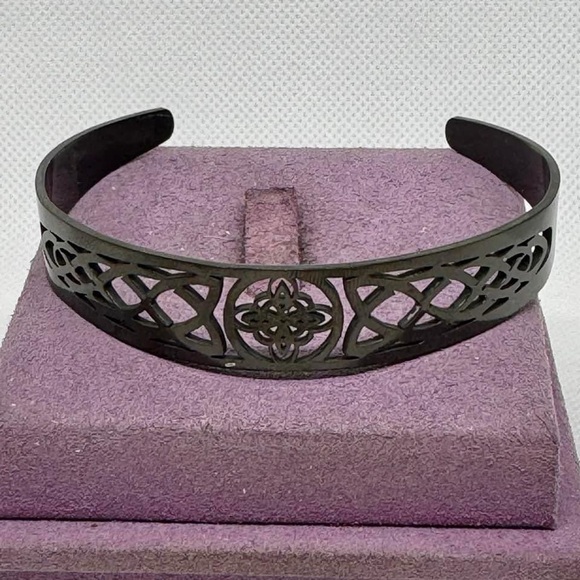 Set of 2 Stainless Steel Celtic Cuffs - Picture 5 of 7